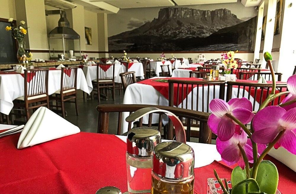 Aipana Plaza Hotel Boa Vista  Bagian luar foto